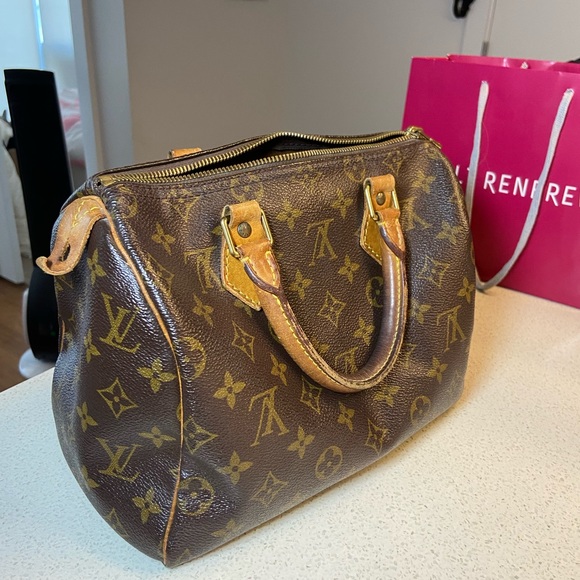 Louis Vuitton Handbags - Louis Vuitton Speedy 25